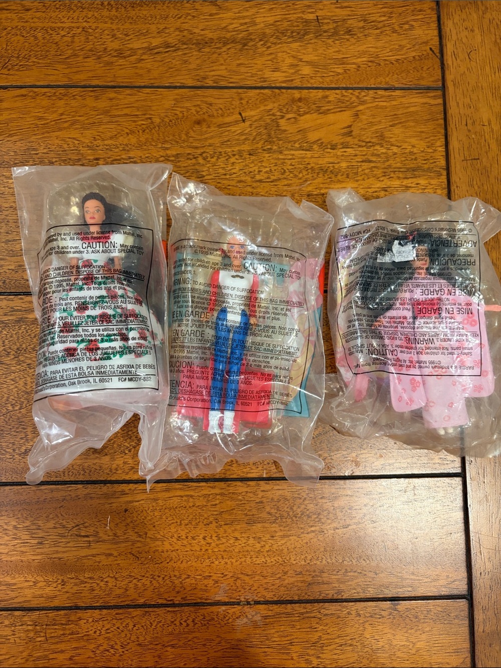 Vintage Barbie Mattel McDonald’s Set of 3 figurines USA, Mexico and Japan dolls